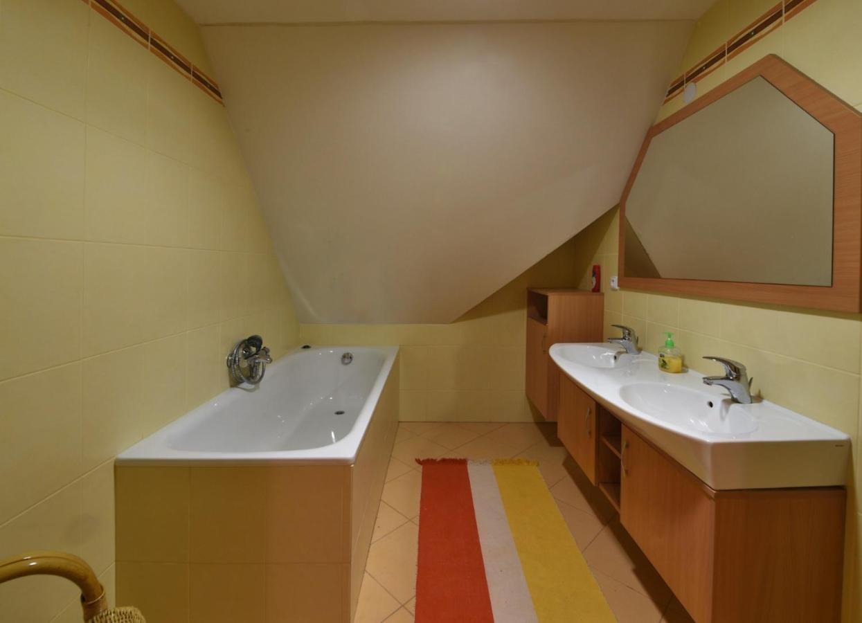 Apartman Bile Labe Špindlerŭv Mlýn Eksteriør billede